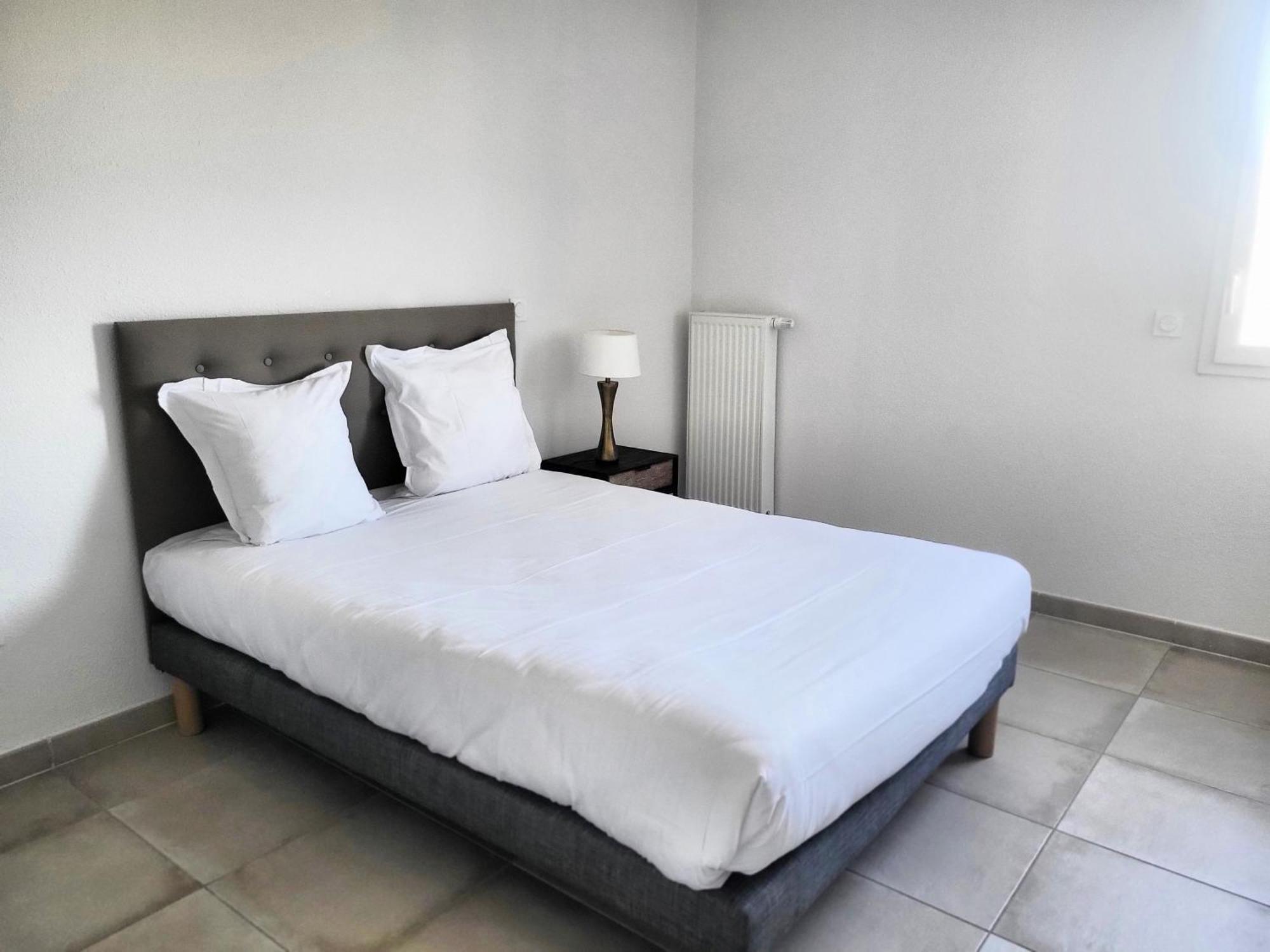 Zenao Appart'Hotels Villeneuve-lès-Avignon מראה חיצוני תמונה